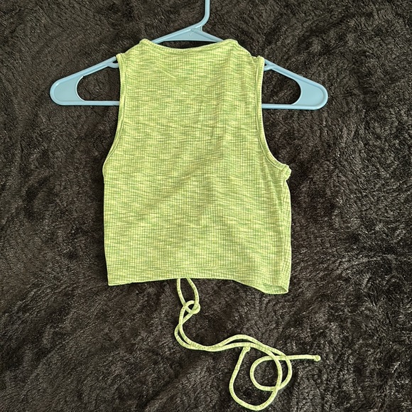 Green Top - Picture 2 of 2